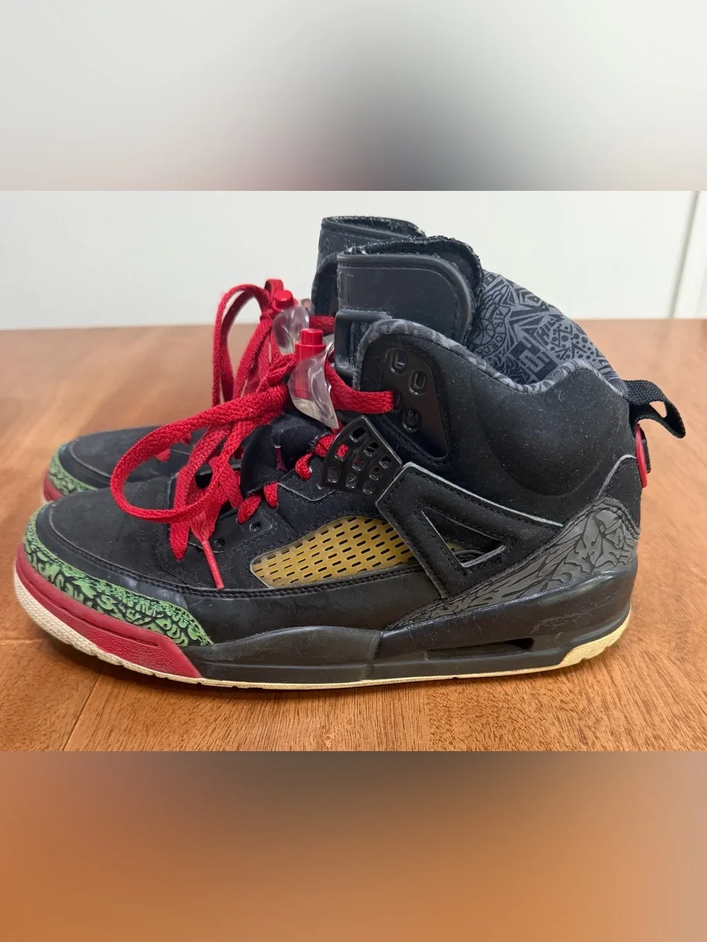 Jordan - Spizike Varsity Men’s Sneakers | Black, Red & Green | Size 7.5